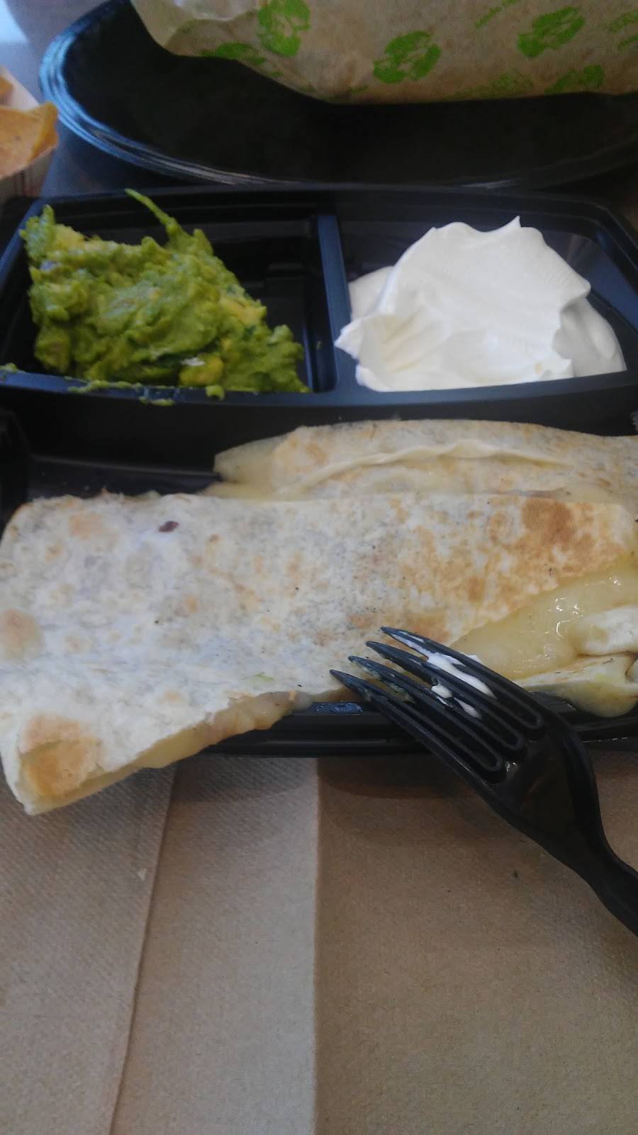 Baja Fresh Mexican Grill | restaurant | 7620 Folsom-Auburn Rd, Folsom, CA 95630, USA | 9169891786 OR +1 916-989-1786