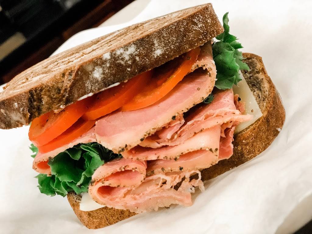 Ravellos Italian Restaurant | restaurant | 3360 N State Hwy 59 #H, Merced, CA 95340, USA | 2092015592 OR +1 209-201-5592