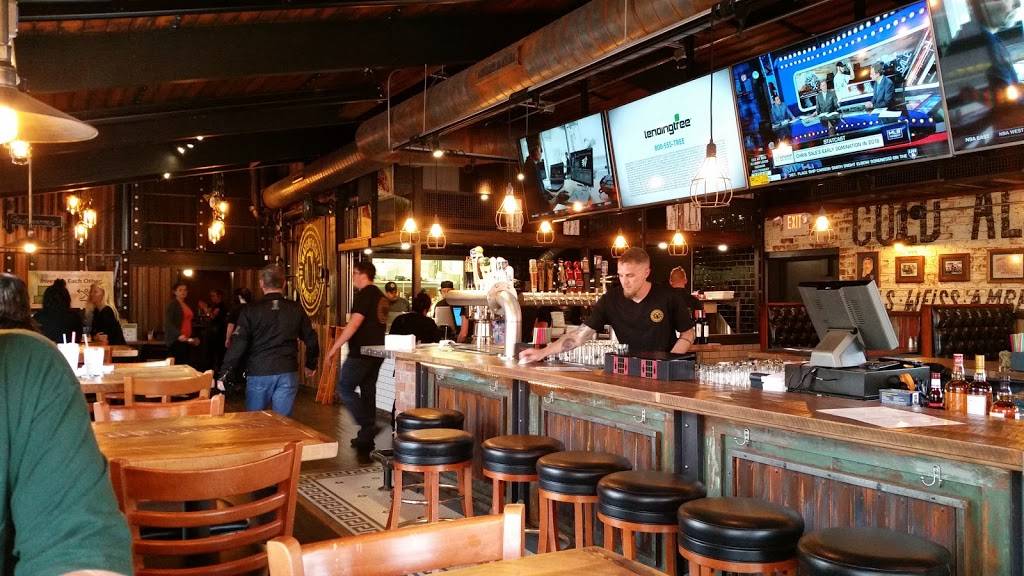 Waterfront Warehouse | restaurant | 3322 Sheridan Rd, Kenosha, WI 53140, USA | 2627644970 OR +1 262-764-4970