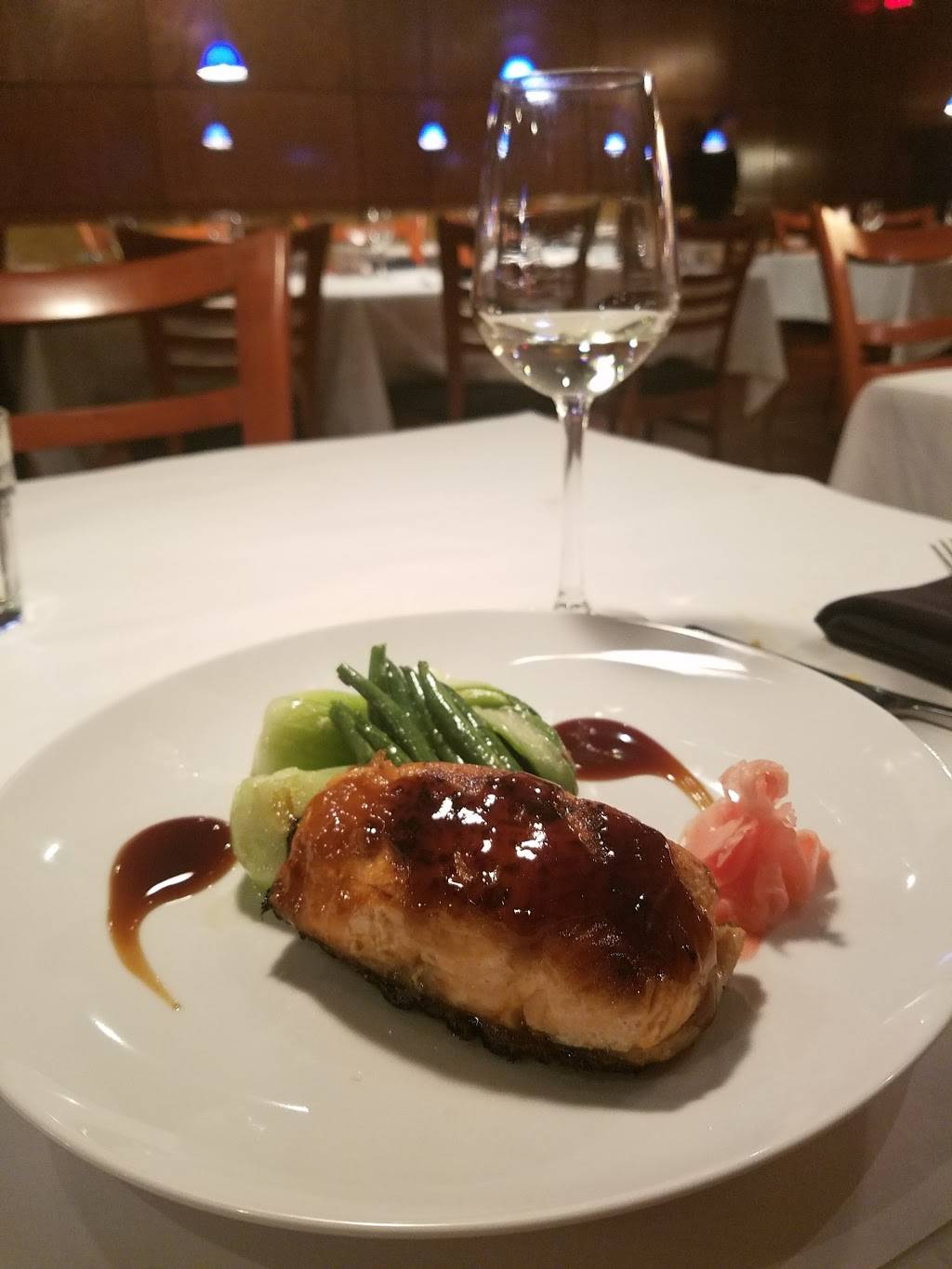 Friendship | restaurant | 2830 N Milwaukee Ave, Chicago, IL 60647, USA | 7732270970 OR +1 773-227-0970