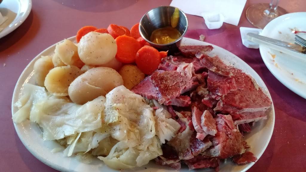 Michael Ts Restaurant | restaurant | 8390 Seneca Turnpike, New Hartford, NY 13413, USA | 3157244882 OR +1 315-724-4882