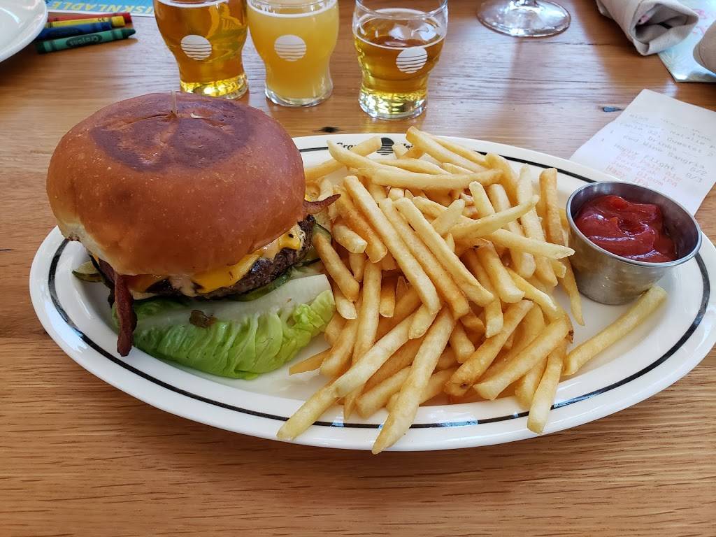 Gravity Heights | restaurant | 9920 Pacific Heights Blvd, San Diego, CA 92121, USA | 8582838206 OR +1 858-283-8206