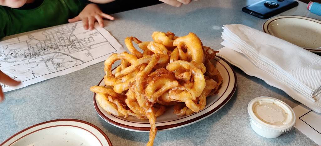 Villager | restaurant | 1502 W Main St, Sac City, IA 50583, USA | 7126627171 OR +1 712-662-7171