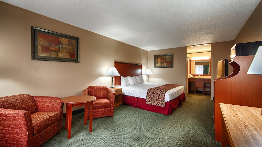 Magnuson Hotel - Mountain View | restaurant | 820 E Madison St, Covington, VA 24426, USA | 5409624951 OR +1 540-962-4951