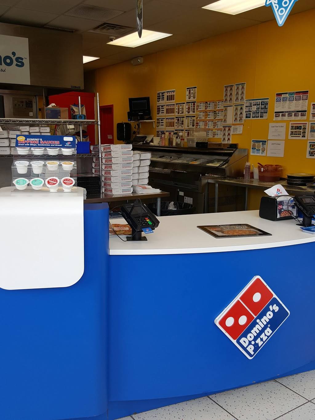 Dominos Pizza | meal delivery | 3059 Union Lake Rd, Commerce Charter Twp, MI 48382, USA | 2483602200 OR +1 248-360-2200