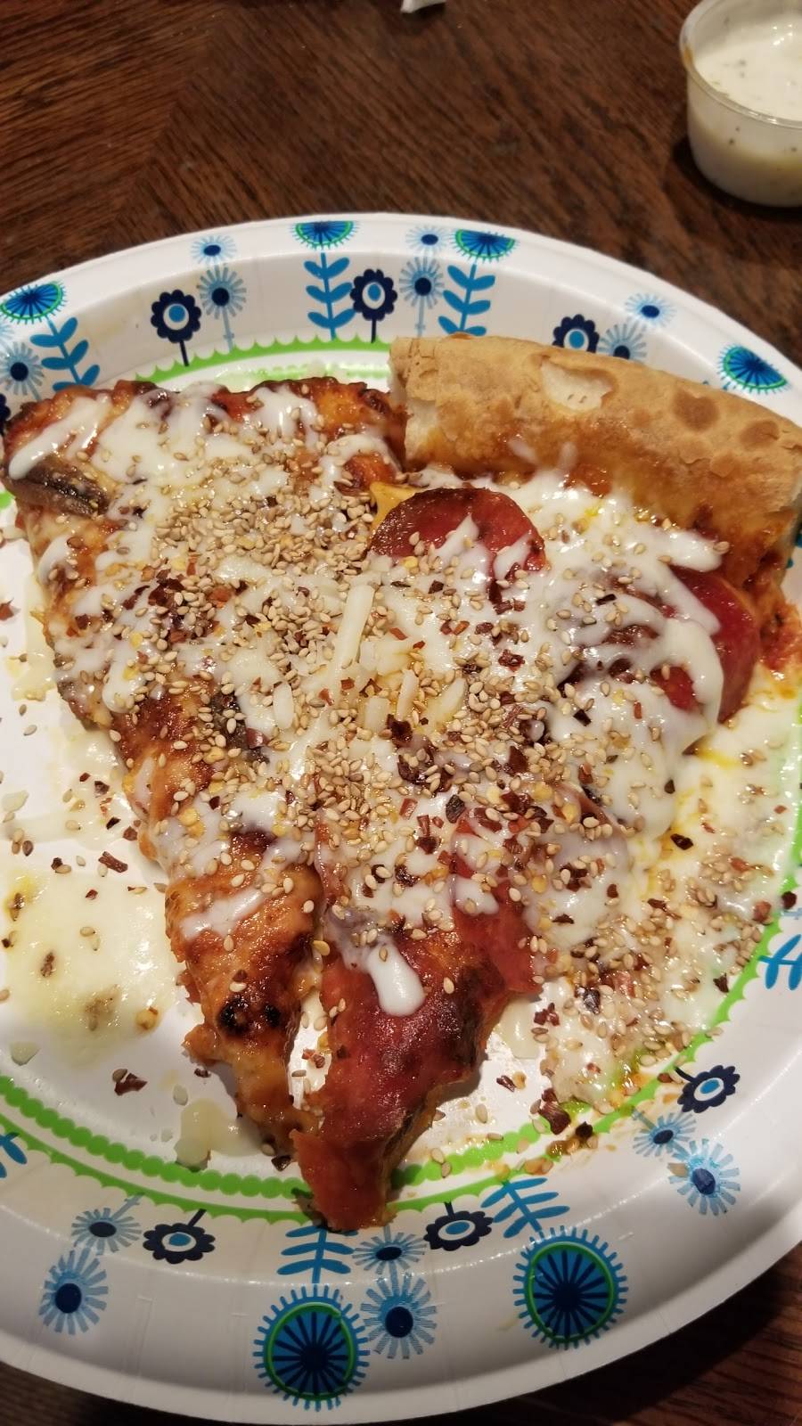 Round Table Pizza | meal delivery | 16534 Soledad Canyon Rd, Canyon Country, CA 91387, USA | 6612528000 OR +1 661-252-8000