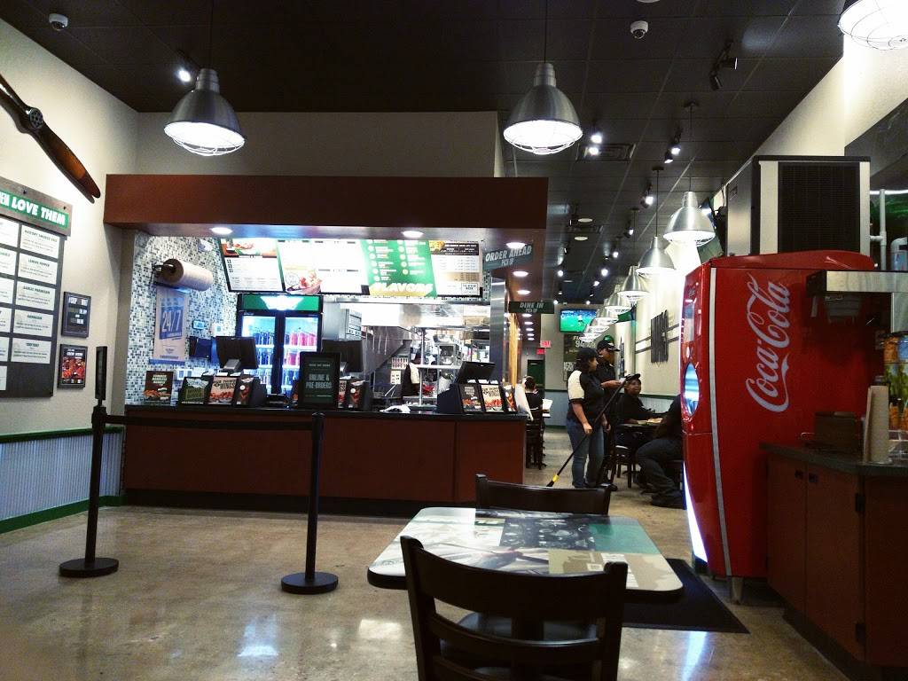 Wingstop | restaurant | 1152 N Buckner Blvd #106, Dallas, TX 75218, USA | 2143219464 OR +1 214-321-9464