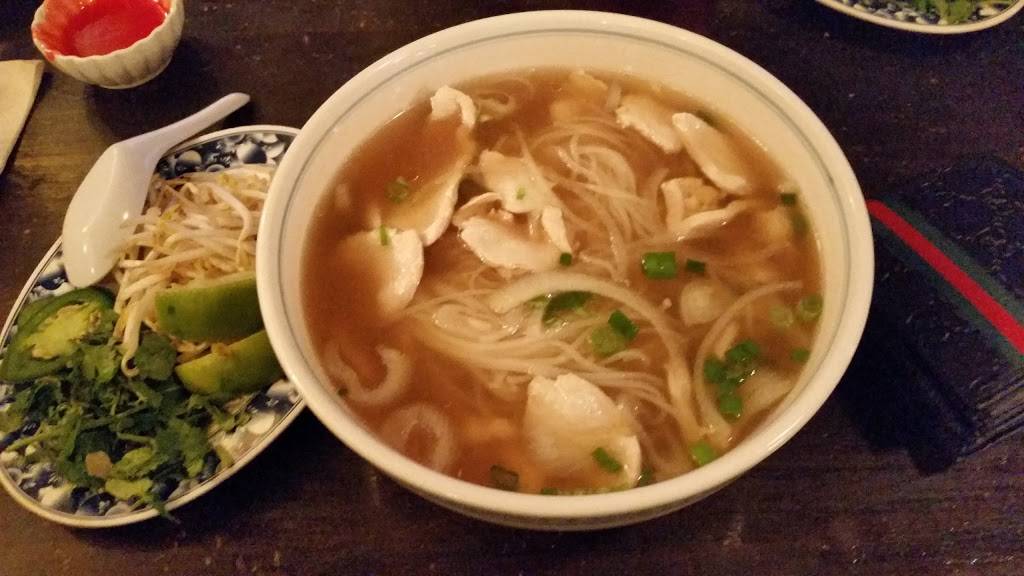 Hu Dat Noodle House | restaurant | 6418 S Staples St #102, Corpus Christi, TX 78413, USA | 3619061111 OR +1 361-906-1111