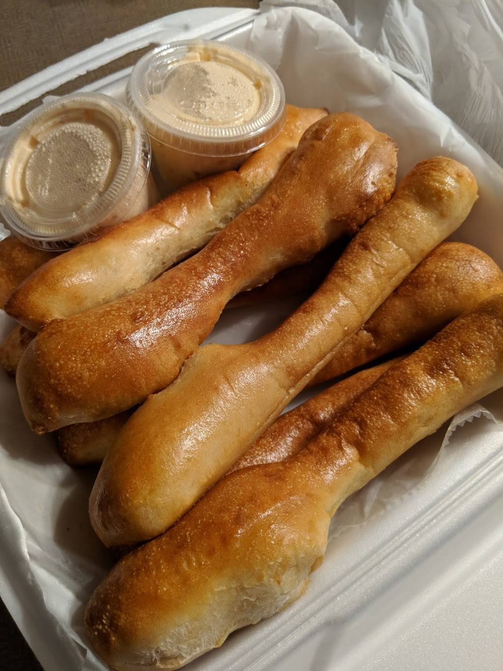 The Pizzas Champ | restaurant | 2709 E Grand River Ave, Howell, MI 48843, USA | 5175792249 OR +1 517-579-2249