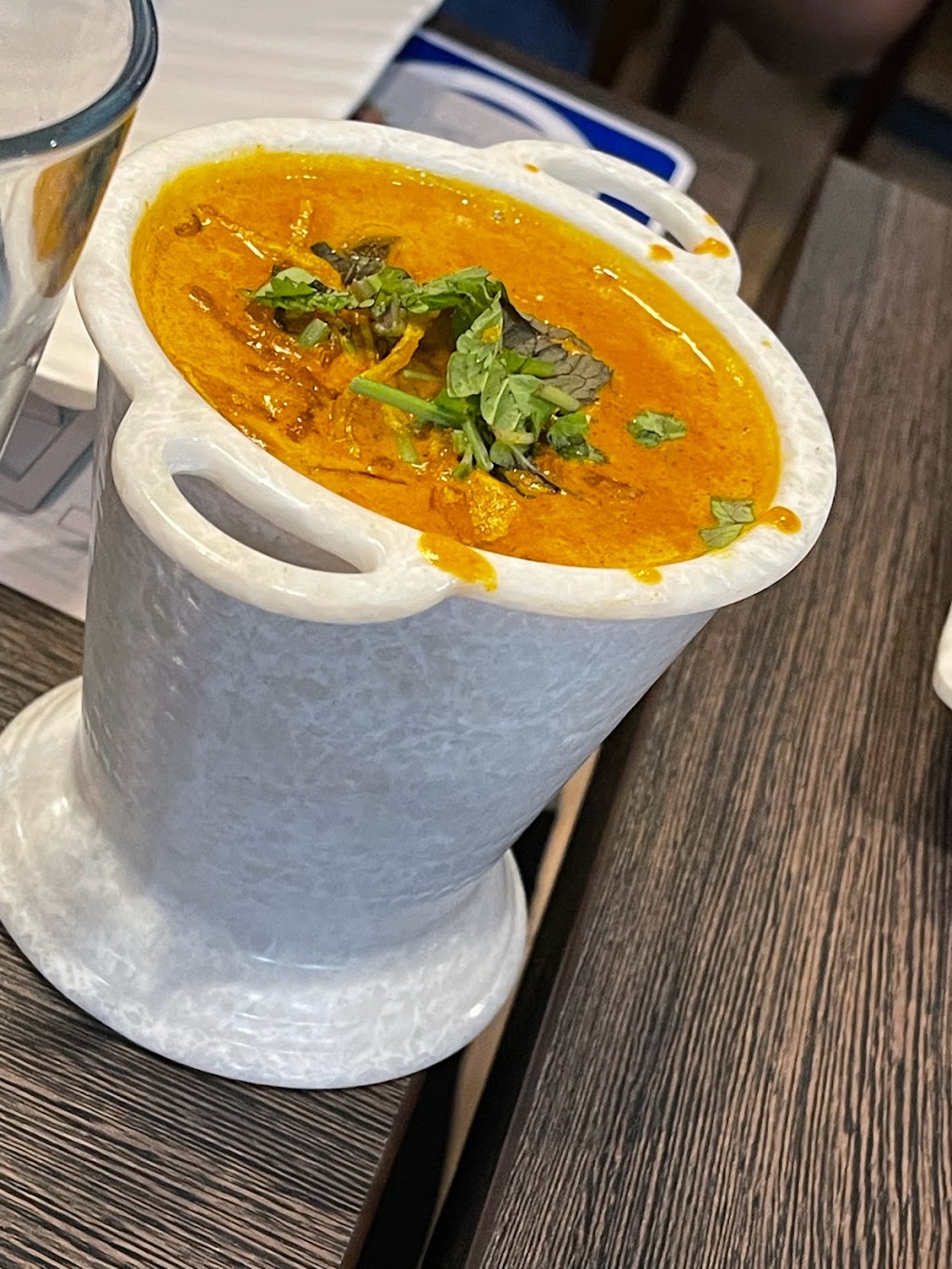 Pista House | restaurant | 2798 El Camino Real, Santa Clara, CA 95051, USA | 4086509306 OR +1 408-650-9306