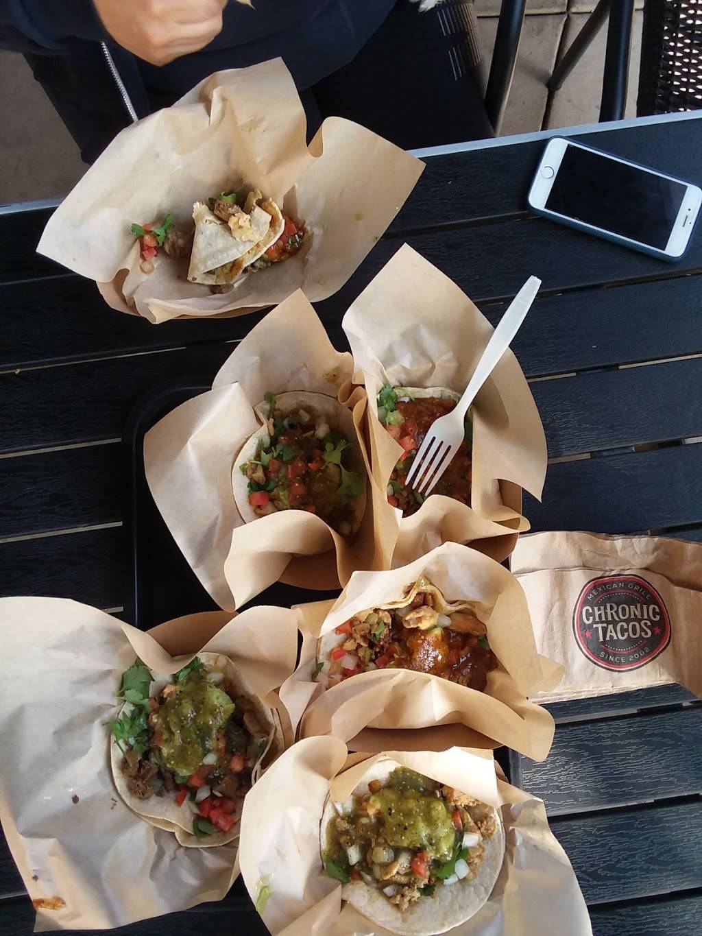 Chronic Tacos | restaurant | 28301 Newhall Ranch Rd suite 3-g, Valencia, CA 91355, USA | 6612949415 OR +1 661-294-9415