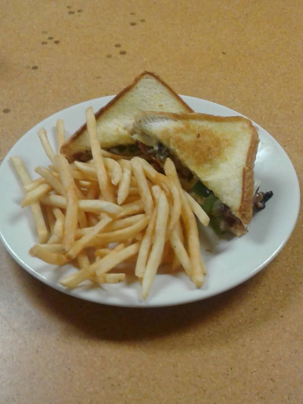 Belles Little Country Kitchen | restaurant | 210 W High St, Lebanon, TN 37087, USA | 6155476888 OR +1 615-547-6888