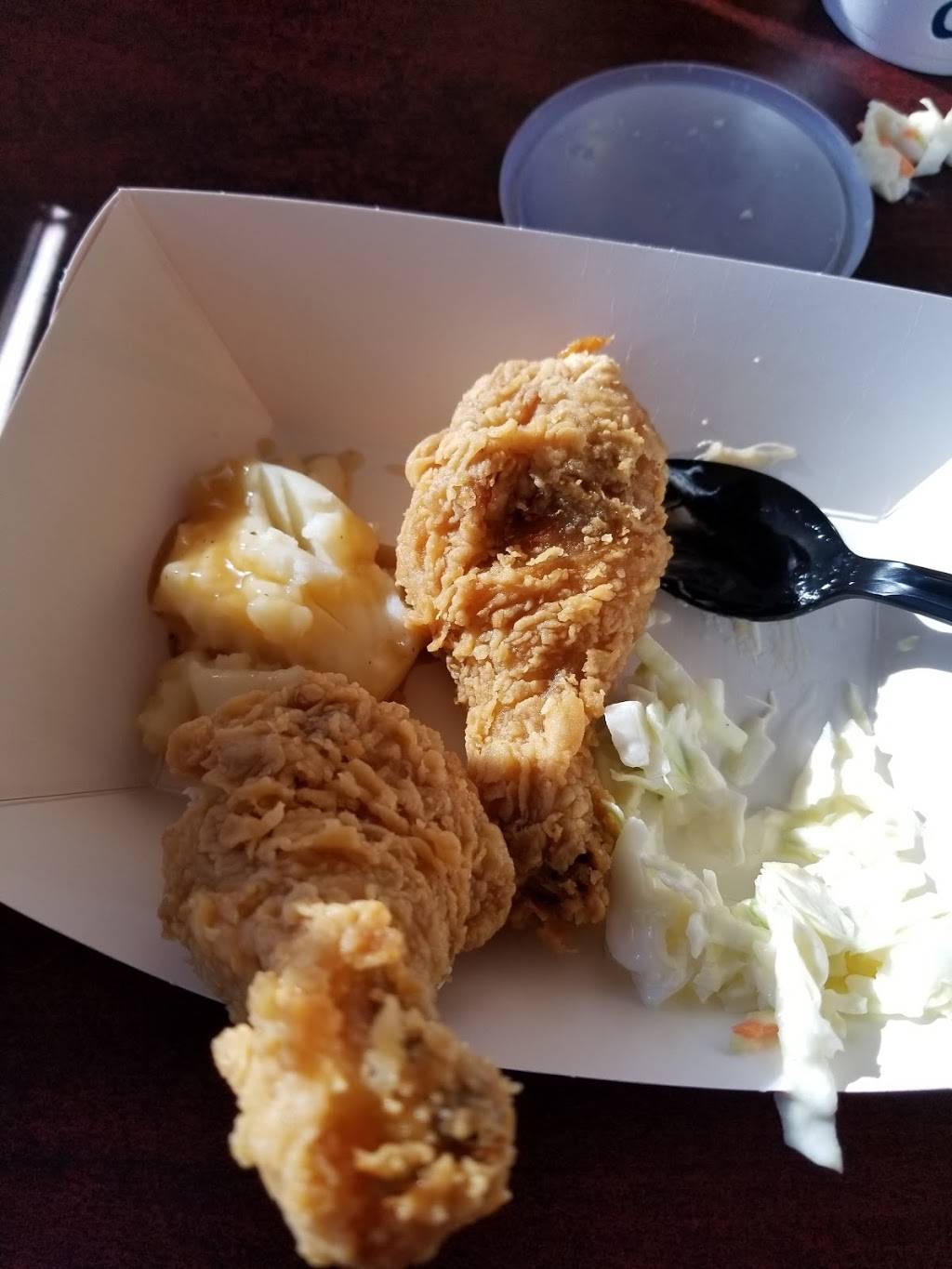 Churchs Chicken | restaurant | 15816 Pioneer Blvd, Norwalk, CA 90650, USA | 5629294015 OR +1 562-929-4015