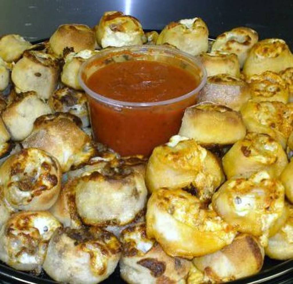 Uncle Oogies Pizzeria | restaurant | 2119 W Oregon Ave, Philadelphia, PA 19145, USA | 2153347499 OR +1 215-334-7499