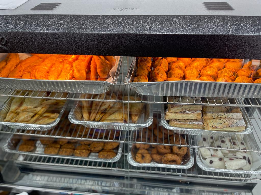 Curry Leaves | meal takeaway | 2113 63rd St, Downers Grove, IL 60516, USA | 6305416362 OR +1 630-541-6362