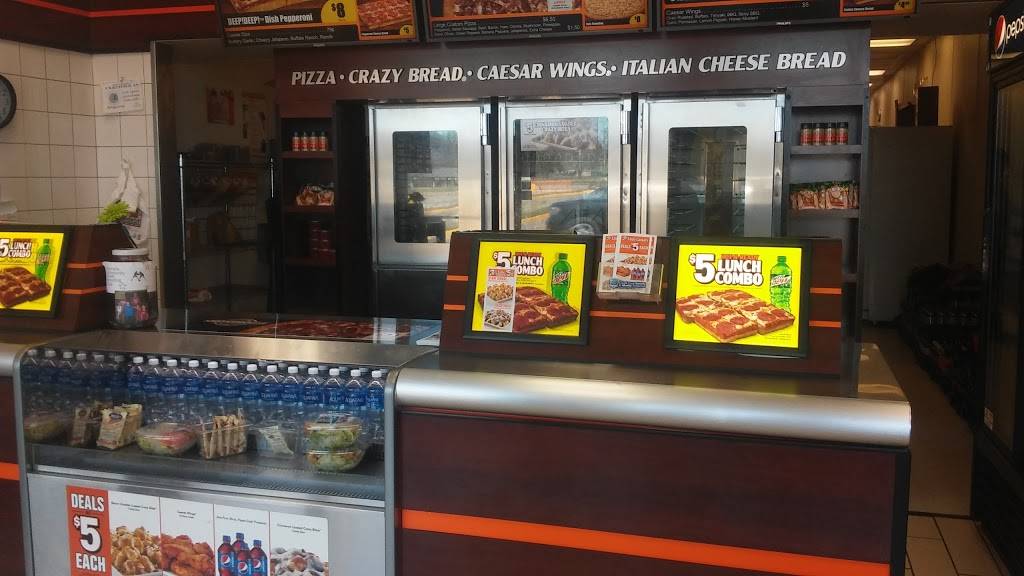 Little Caesars Pizza | meal takeaway | 1123 W Broadway, Centralia, IL 62801, USA | 6189182288 OR +1 618-918-2288