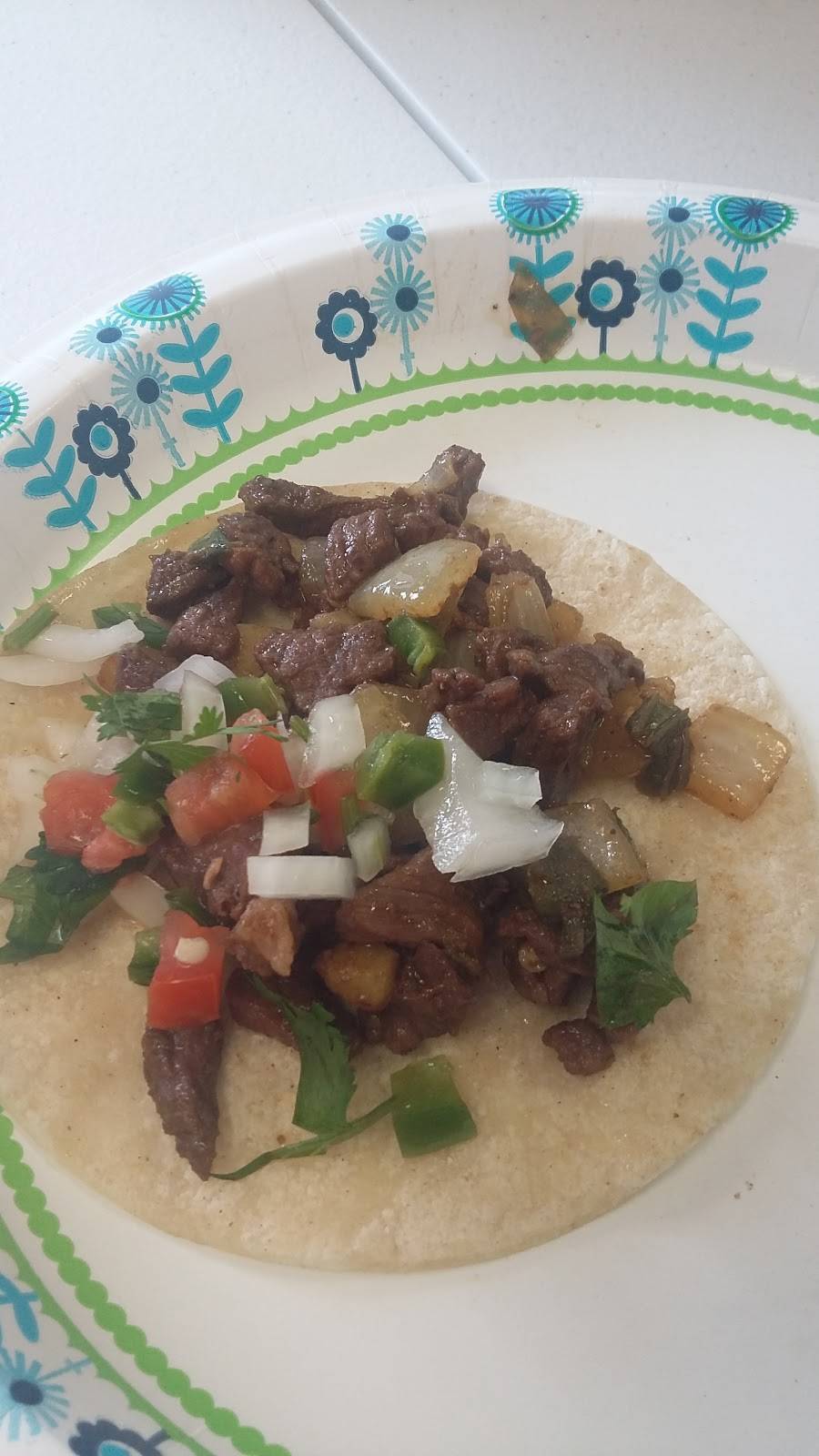 Arturos Pollo | restaurant | 161 County Rd 35400, Sumner, TX 75486, USA | 9037392999 OR +1 903-739-2999