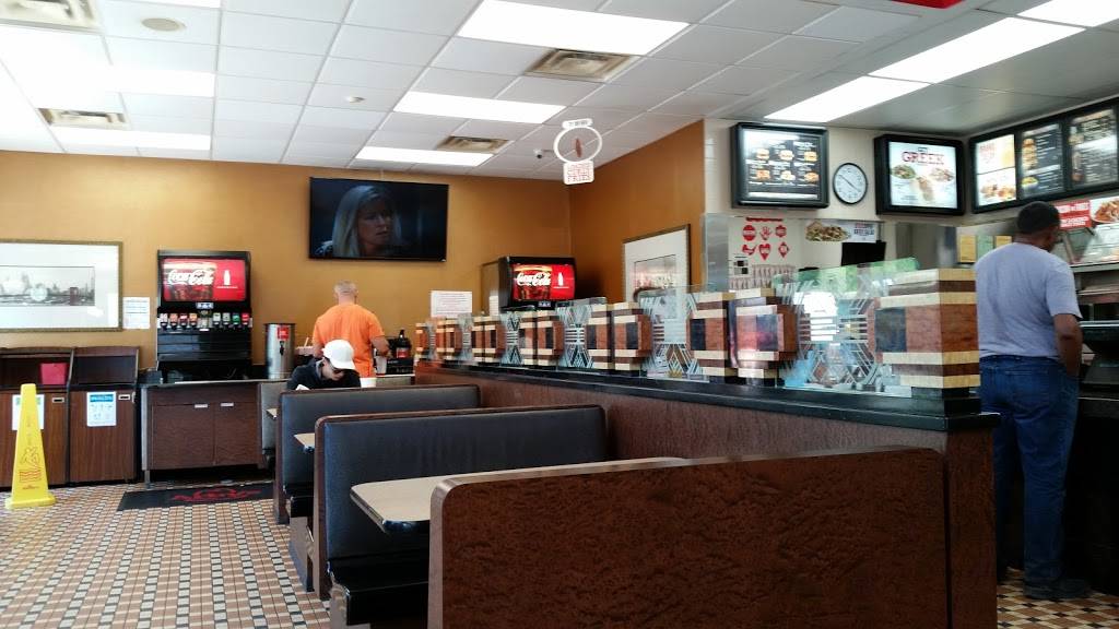 Arbys | restaurant | 175-14 Horace Harding Expy, Fresh Meadows, NY 11365, USA | 7188880444 OR +1 718-888-0444