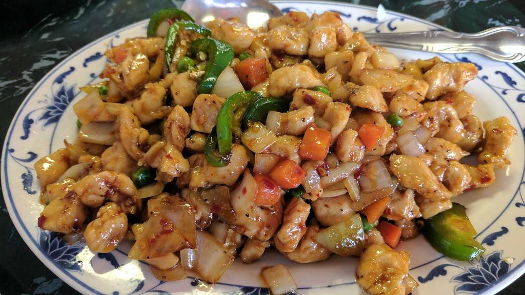 China Wok | restaurant | 6771 University Ave, Middleton, WI 53562, USA | 6088260333 OR +1 608-826-0333