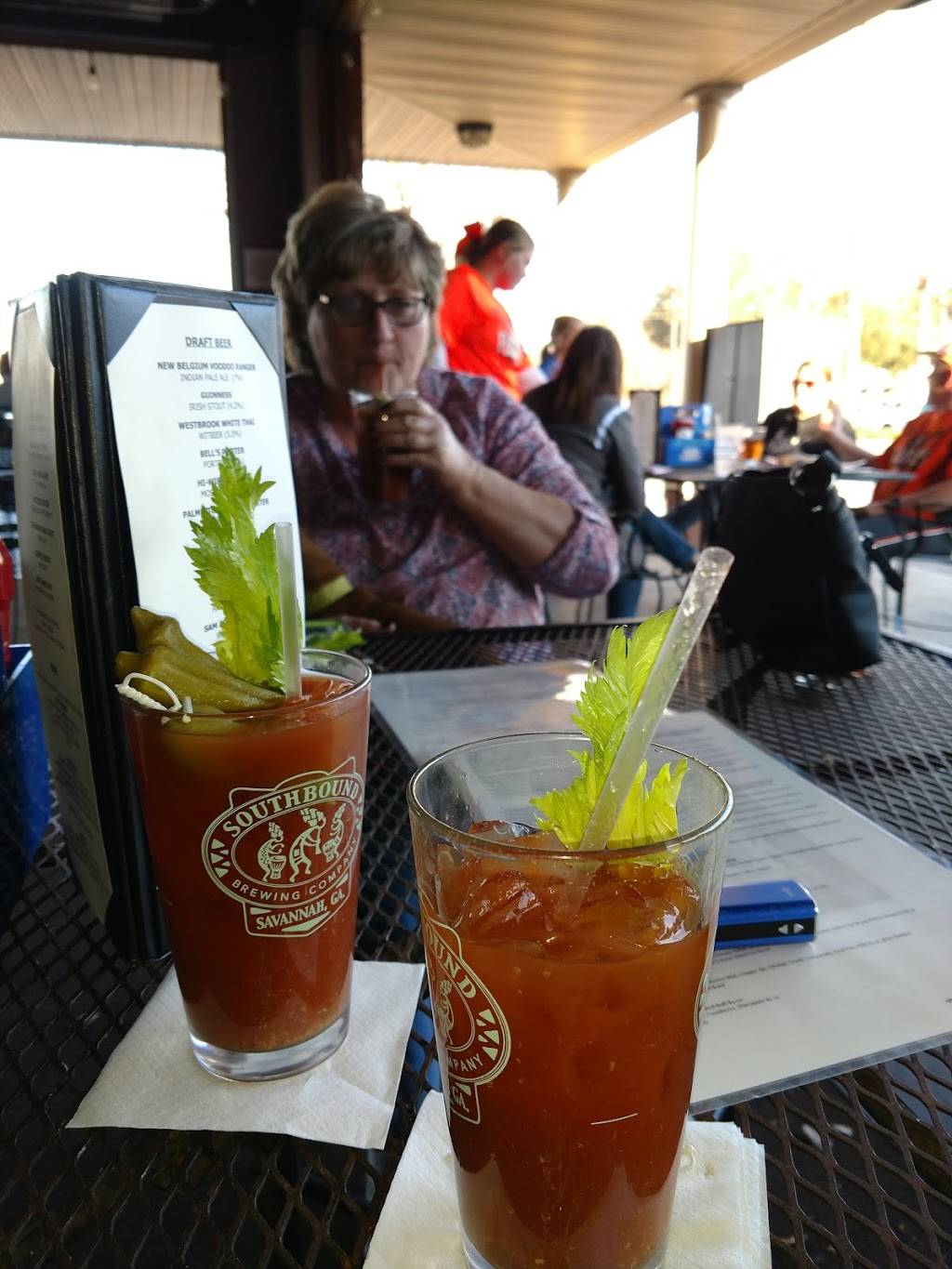 Dog & Duck of Summerville, LLC | restaurant | 1580 Old Trolley Rd, Summerville, SC 29485, USA | 8438213056 OR +1 843-821-3056