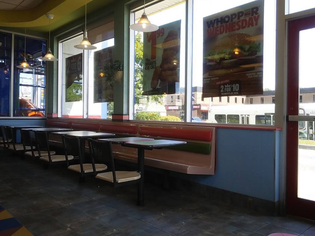 Burger King | restaurant | 300 Tecumseh Rd E, Windsor, ON N8X 5E8, Canada | 5199731221 OR +1 519-973-1221