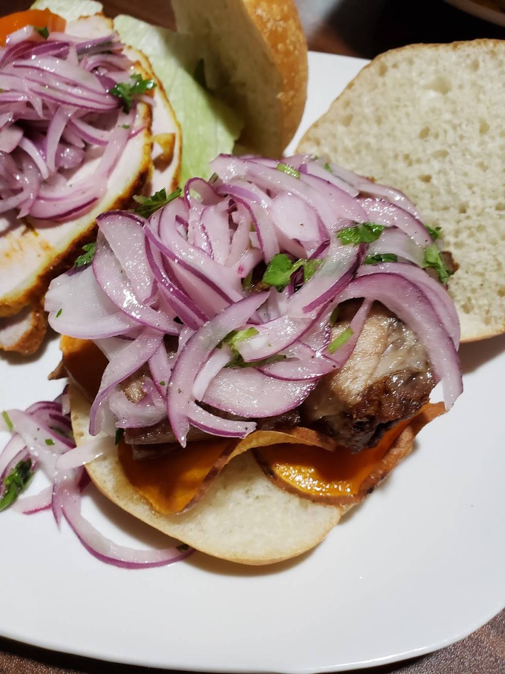 Papios Deli | restaurant | 11999 Katy Fwy #135, Houston, TX 77079, USA | 8326648654 OR +1 832-664-8654