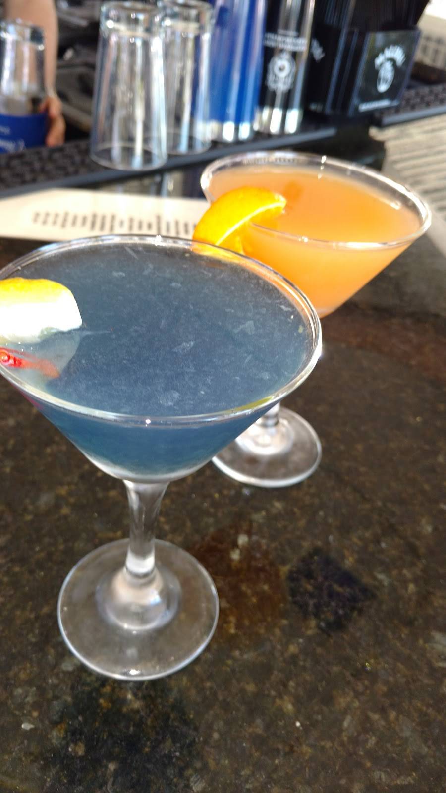 The Boathouse Bar and Grill | restaurant | 218 Hartford Ave, Put-In-Bay, OH 43456, USA | 4192855665 OR +1 419-285-5665