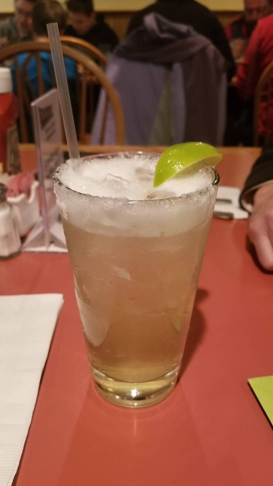 Gippers Sports Grill | restaurant | 120 Center St, Auburn, ME 04210, USA | 2077860715 OR +1 207-786-0715