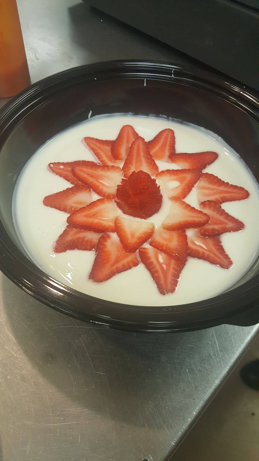 Skyline Cafe | restaurant | 7 Skyline Dr, Hawthorne, NY 10532, USA | 9143455033 OR +1 914-345-5033