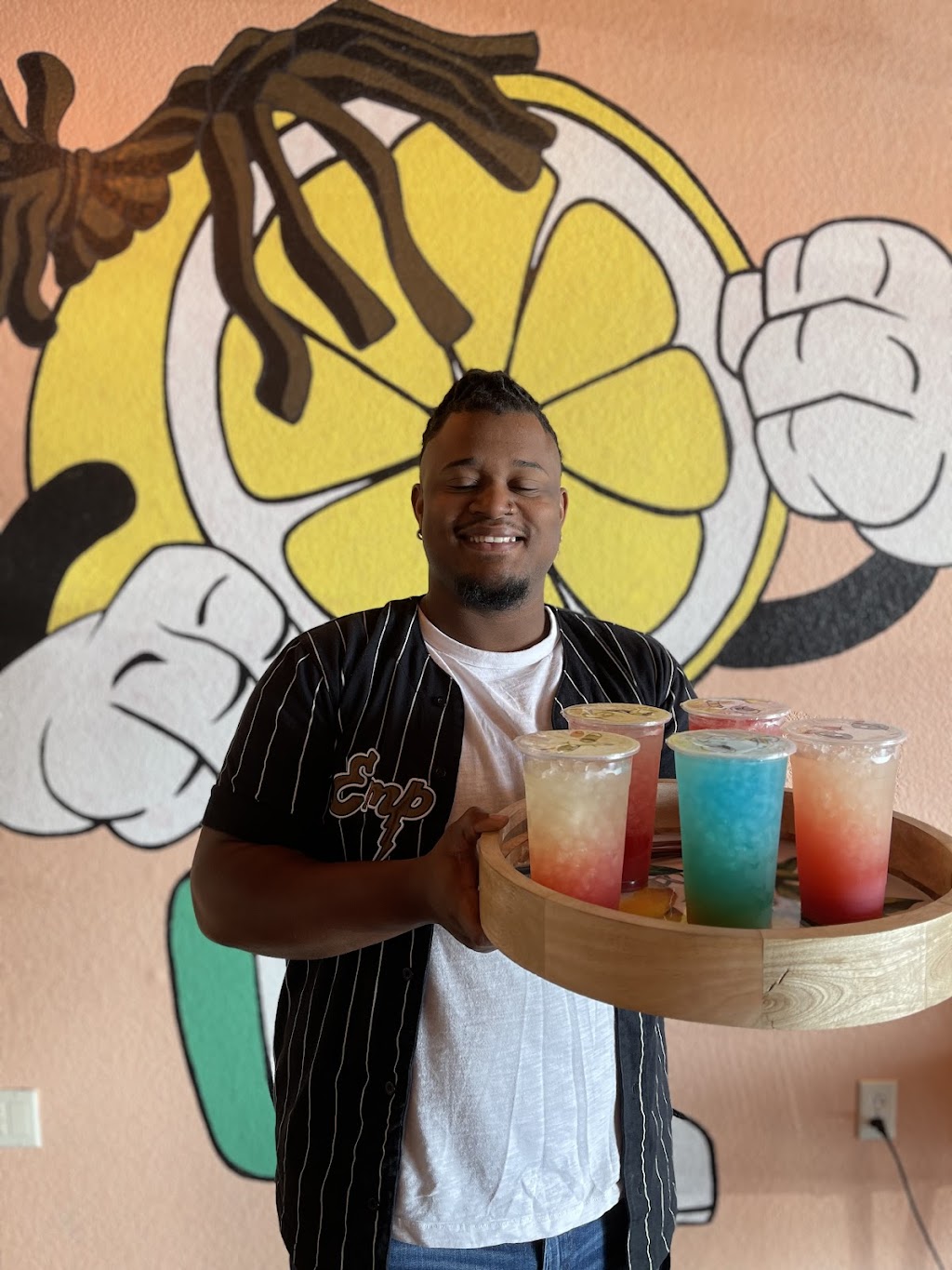 Squeazy | restaurant | 2001 State Hwy 248 suite 3, Branson, MO 65616, USA | 3148778108 OR +1 314-877-8108