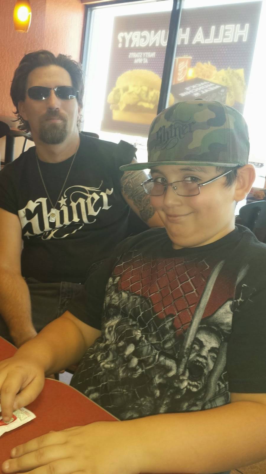 Jack in the Box | restaurant | 3621 Yosemite Blvd, Modesto, CA 95357, USA | 2094913689 OR +1 209-491-3689