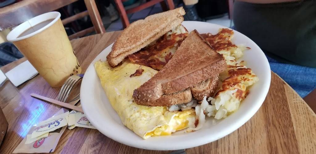 Peanuts Deluxe Cafe | cafe | 275 E San Fernando St, San Jose, CA 95112, USA | 4089989778 OR +1 408-998-9778