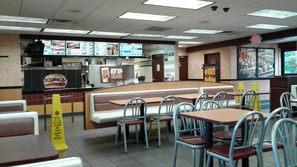 Burger King | restaurant | 17971 SW McEwan Rd, Tigard, OR 97224, USA | 5036200287 OR +1 503-620-0287