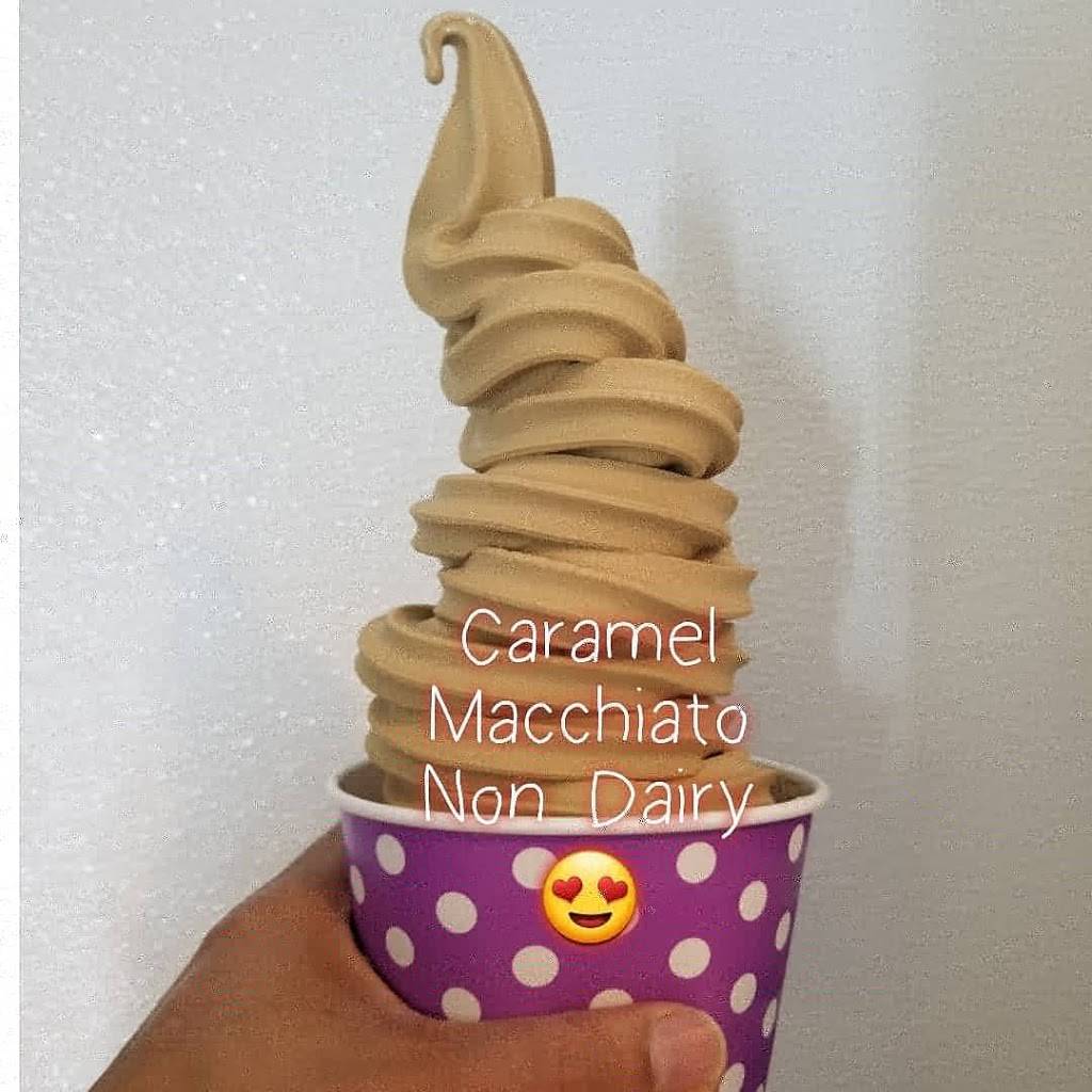 Skinny Ds Yogurt | restaurant | 16212 Bothell Everett Hwy, Mill Creek, WA 98012, USA | 4252255252 OR +1 425-225-5252