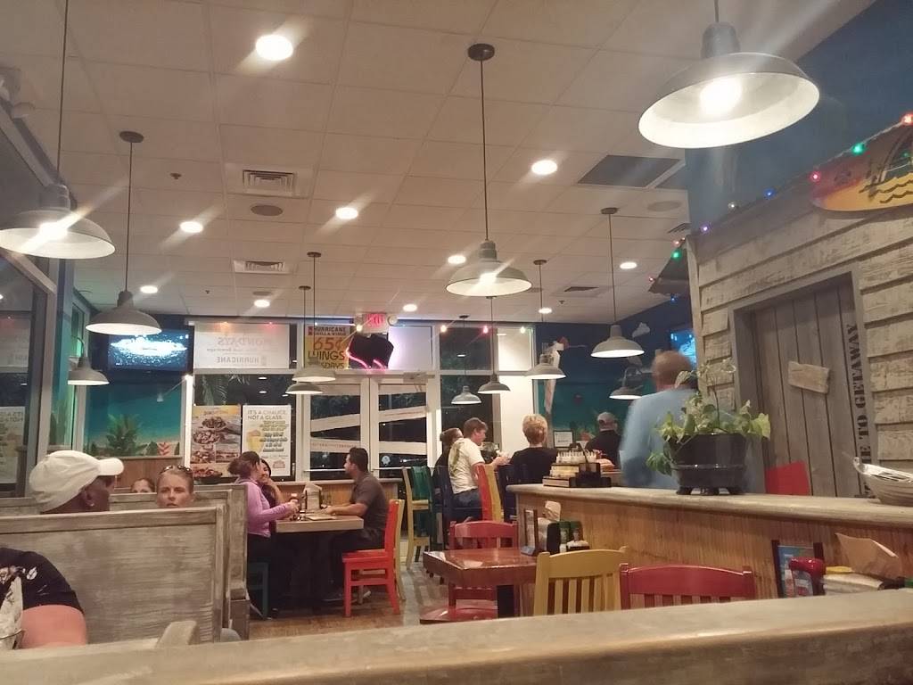 Hurricane Grill & Wings | meal takeaway | 6345 Naples Blvd # 7, Naples, FL 34109, USA | 2395139900 OR +1 239-513-9900