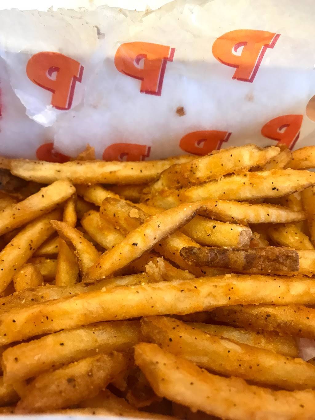 Popeyes Louisiana Kitchen | restaurant | 16624 Hillside Avenue, Jamaica, NY 11432, USA | 7186584180 OR +1 718-658-4180