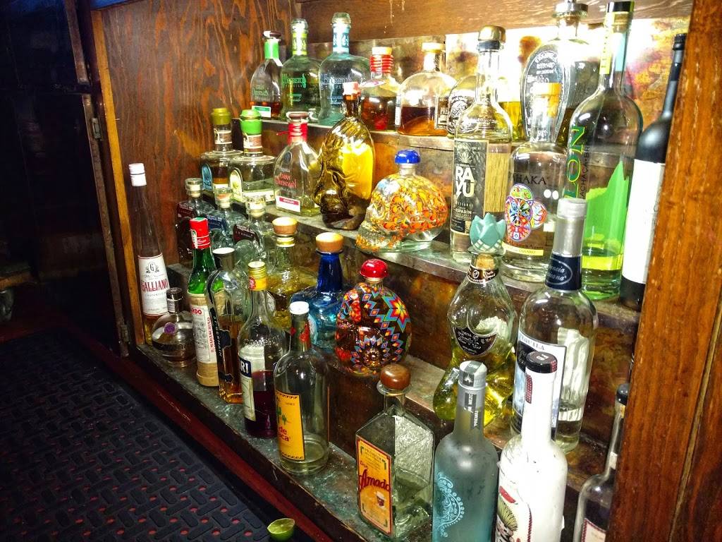 Three Sisters | restaurant | 5100 Folsom Blvd, Sacramento, CA 95819, USA | 9164527442 OR +1 916-452-7442