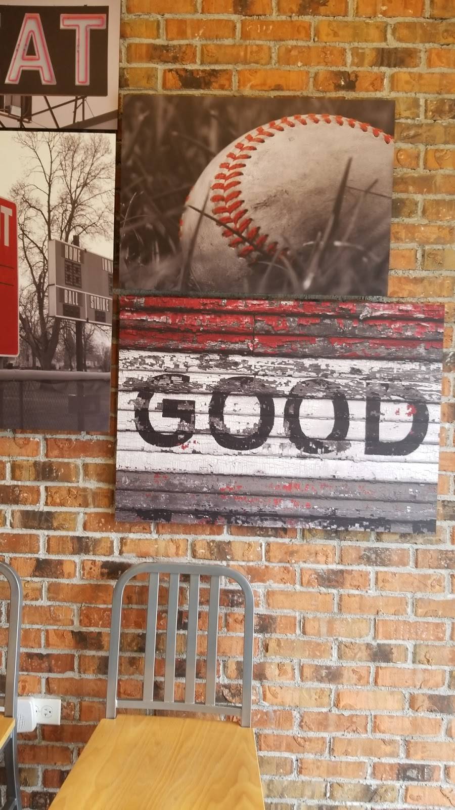 Pizza Hut | restaurant | 168 S Western Ave, Carpentersville, IL 60110, USA | 8474286454 OR +1 847-428-6454