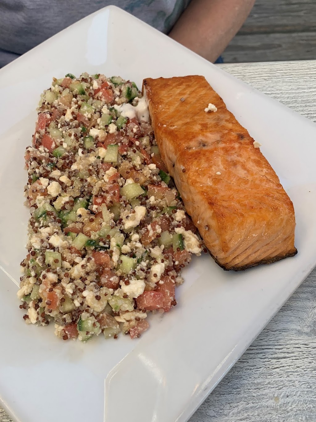 Dive | restaurant | 1 Bay Walk, Kismet, NY 11706, USA | 6315837400 OR +1 631-583-7400