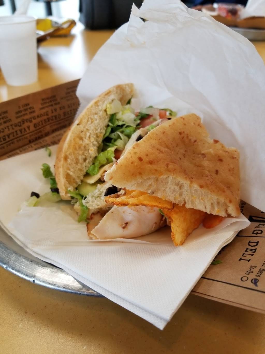 Brown Bag Deli | restaurant | 13169 Northwest Fwy, Houston, TX 77040, USA | 7136908600 OR +1 713-690-8600