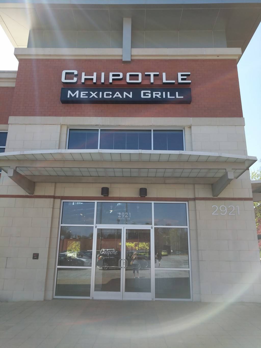 Chipotle Mexican Grill | restaurant | 2921 Providence Rd Ste 100, Charlotte, NC 28211, USA | 7043667280 OR +1 704-366-7280