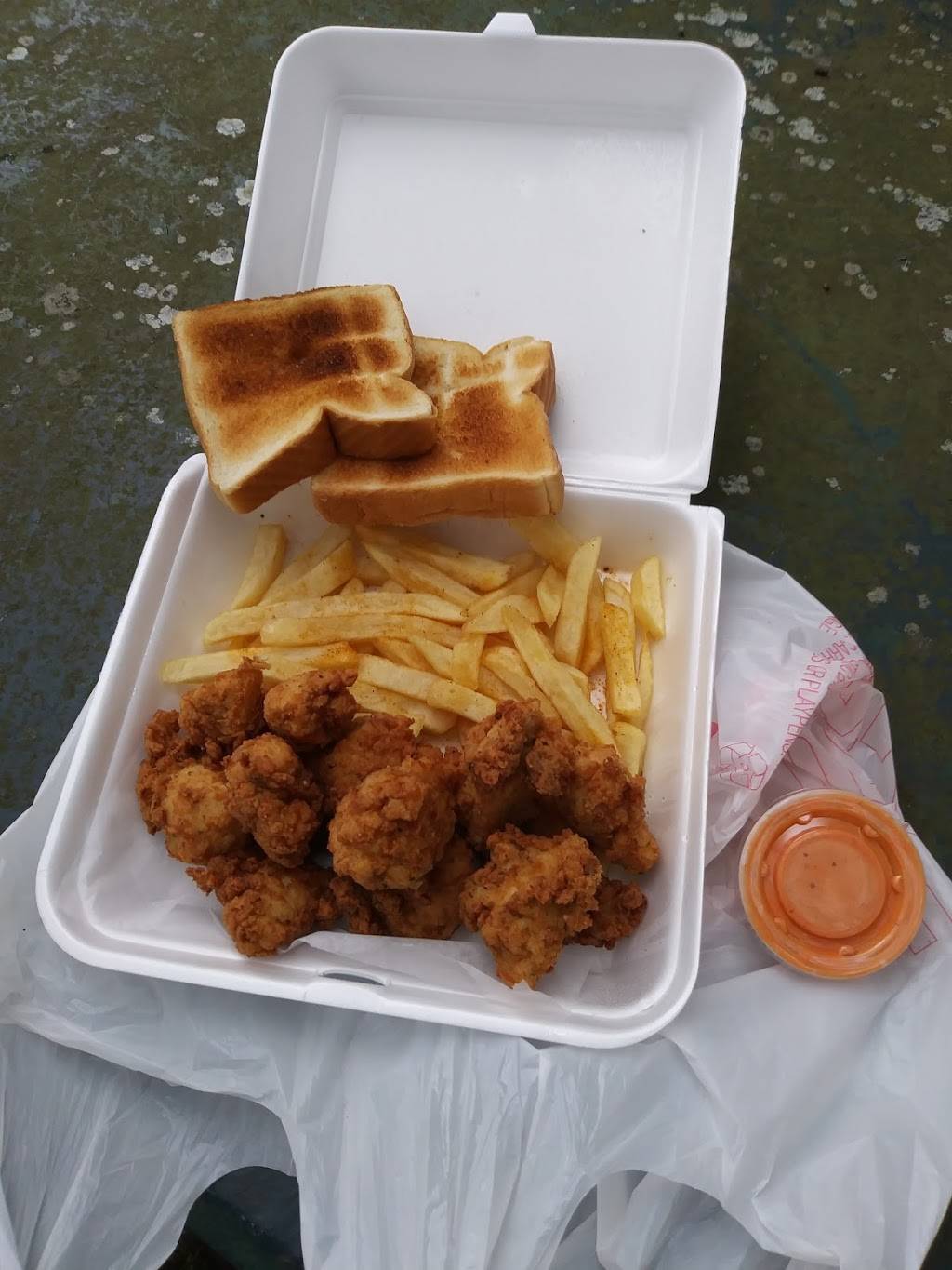 Dubs | restaurant | 3740 Main St, Moss Point, MS 39563, USA | 2284748004 OR +1 228-474-8004