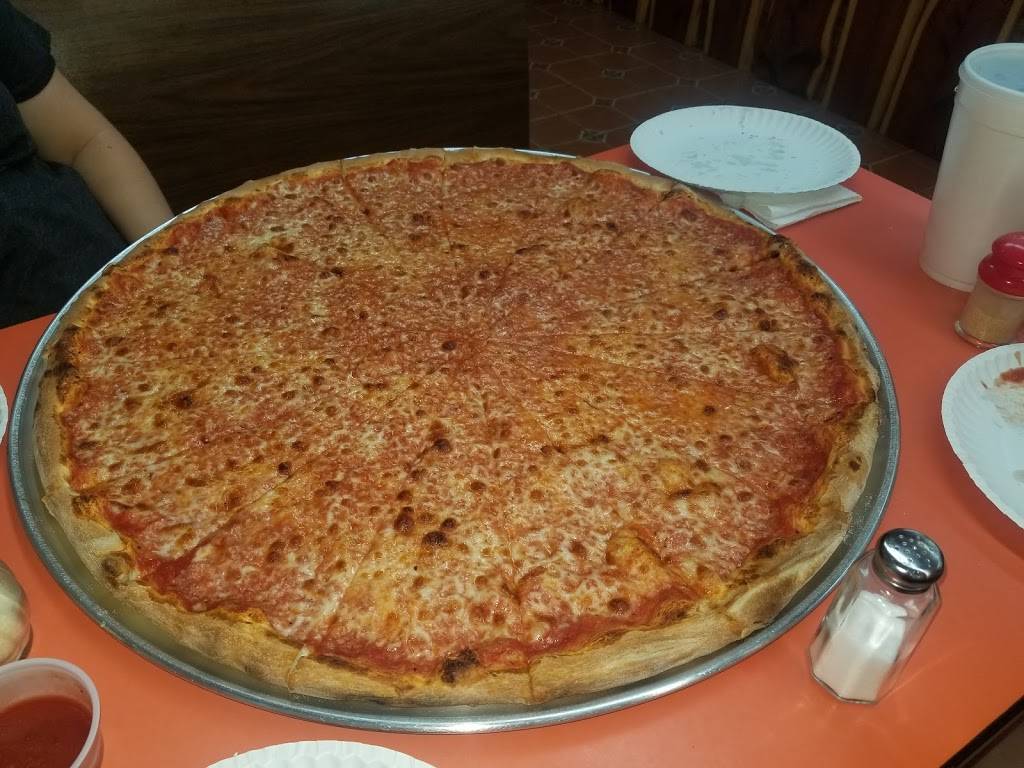 New York Pizza & Pasta | restaurant | 611 Parkway Ste B5, Gatlinburg, TN 37738, USA | 8654369300 OR +1 865-436-9300
