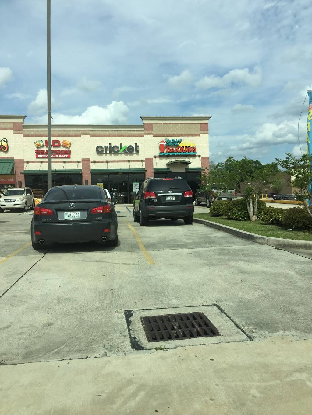 LD Seafood | restaurant | 37459 Ultima Plaza Blvd f, Prairieville, LA 70769, USA | 2256734442 OR +1 225-673-4442