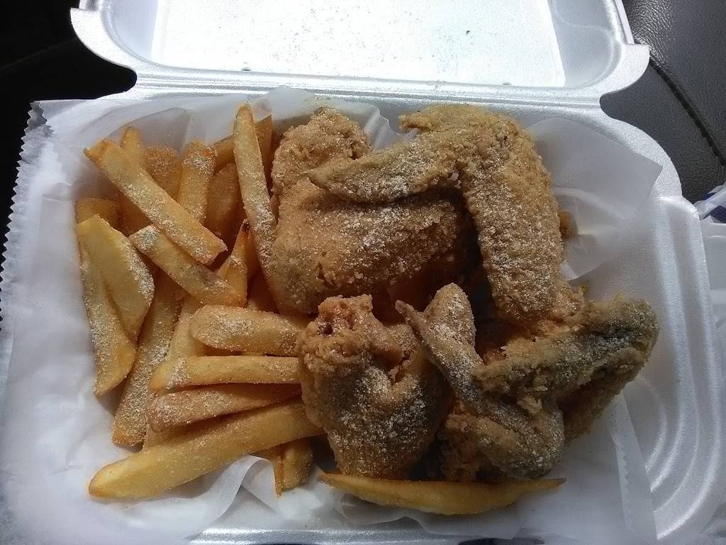 Moes Fish & Chicken | restaurant | 1547 Middlebelt Rd, Inkster, MI 48141, USA | 7347297575 OR +1 734-729-7575