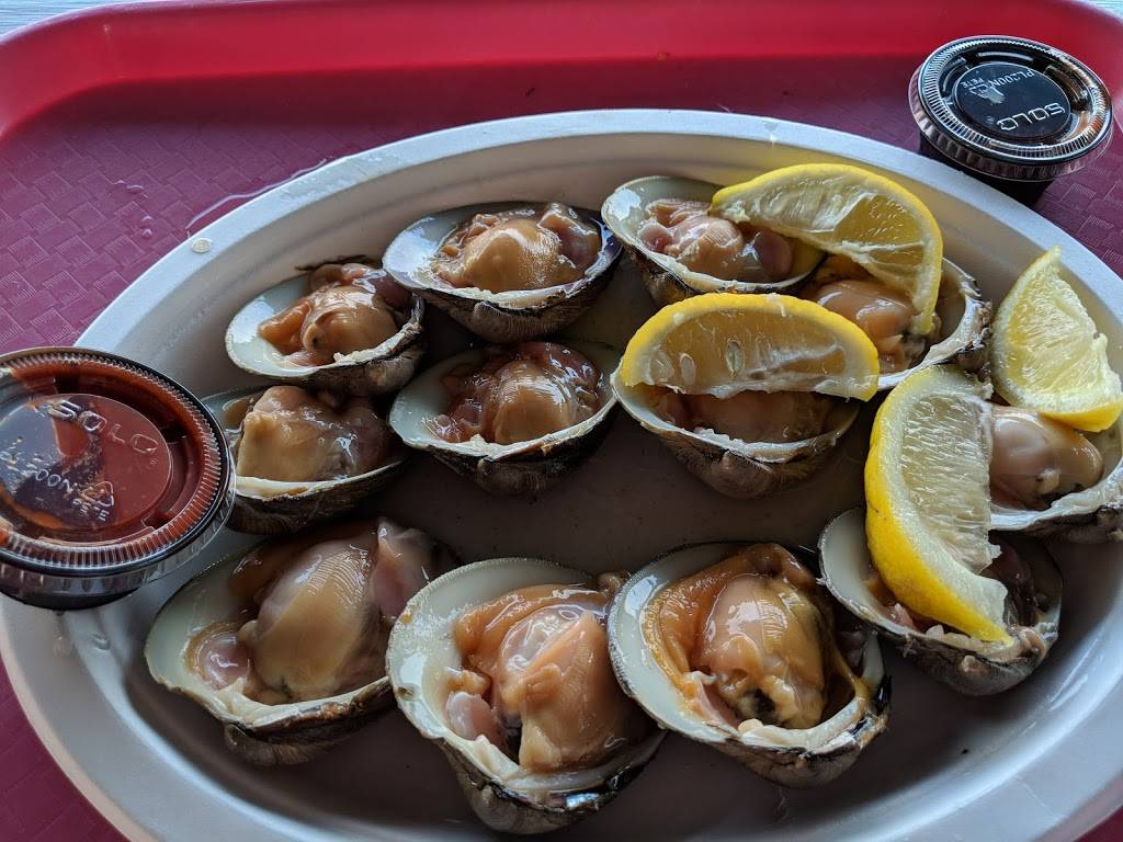 Mobys Lobster Deck | restaurant | 2 Bay Ave, Highlands, NJ 07732, USA | 7328721245 OR +1 732-872-1245