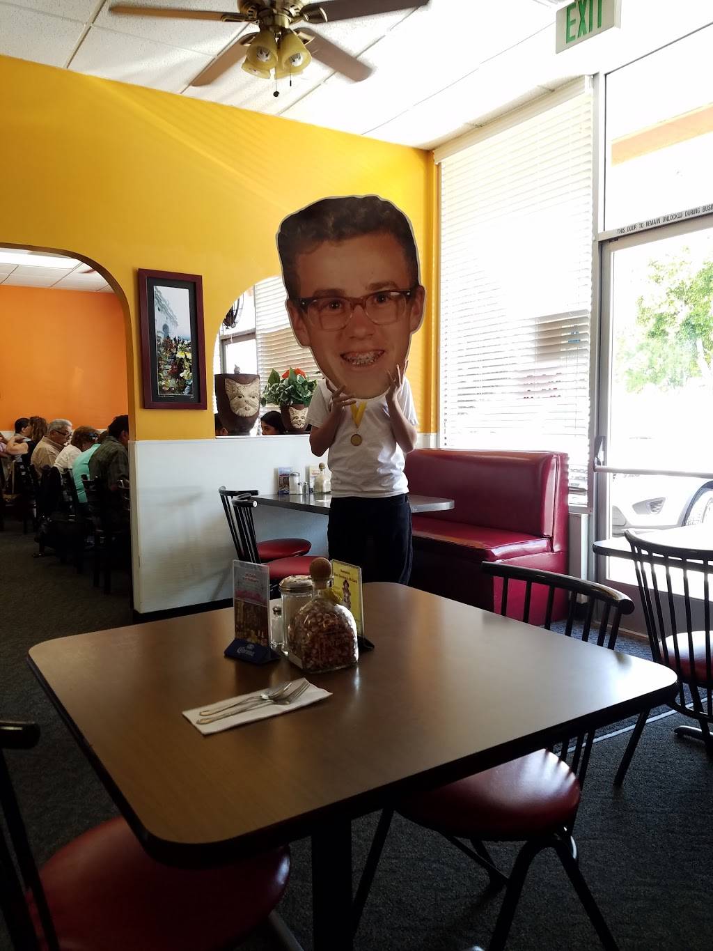 Mi Casa | restaurant | 5549 Woodruff Ave, Lakewood, CA 90713, USA | 5628678701 OR +1 562-867-8701