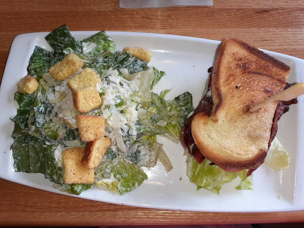 Applebees Grill + Bar | restaurant | 8380 E Point Douglas Rd S, Cottage Grove, MN 55016, USA | 6514585837 OR +1 651-458-5837