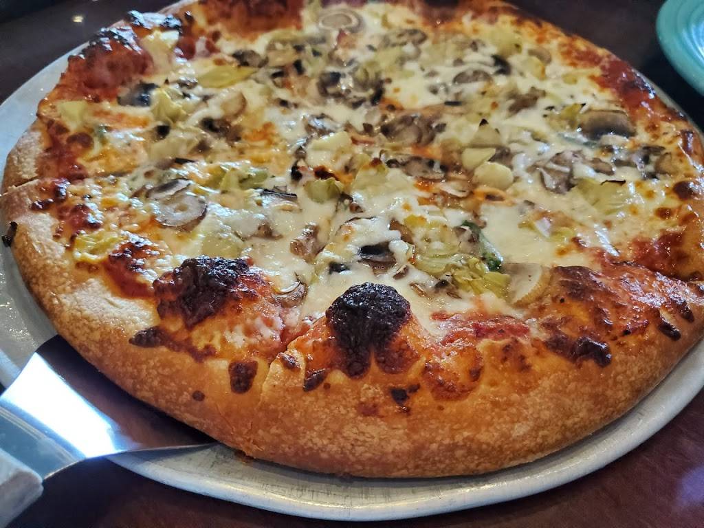 Slice of Life Pizzeria & Pub Downtown | restaurant | 125 Market St, Wilmington, NC 28401, USA | 9102519444 OR +1 910-251-9444