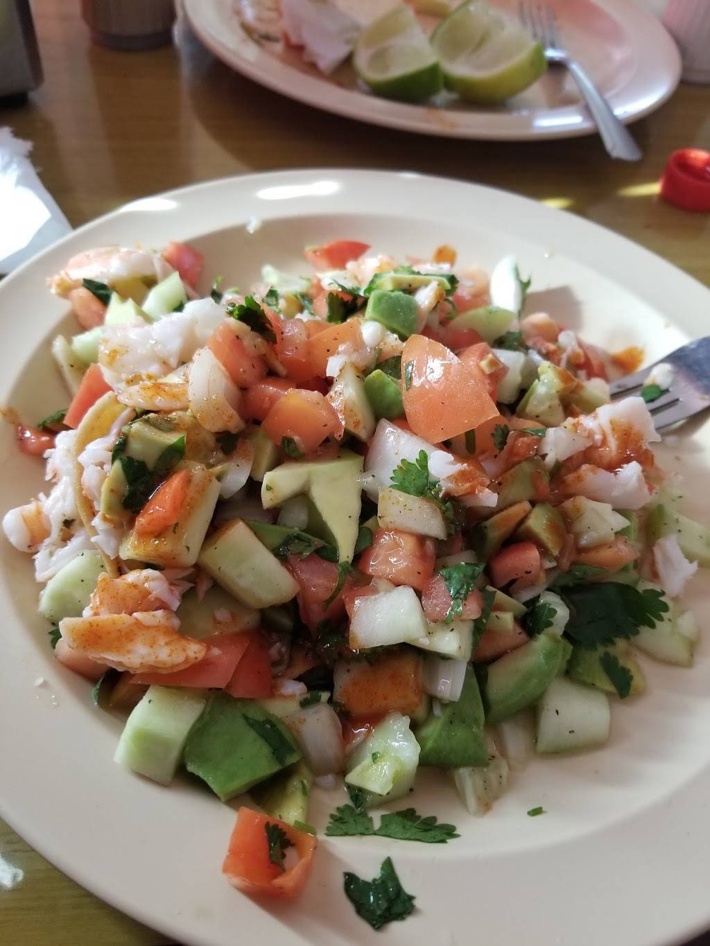 Sams Burgers | restaurant | 1054, 14525 Telegraph Rd, La Mirada, CA 90638, USA | 5629443192 OR +1 562-944-3192